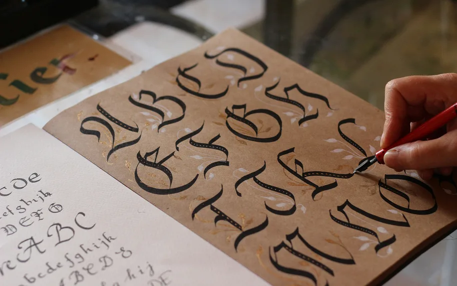 Calligraphy Club