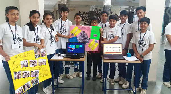 Makes a Difference Through Community Service, photo 2