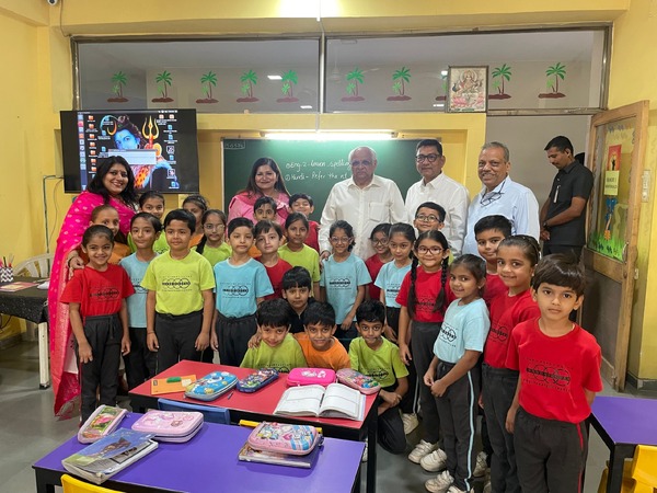 A Special Visit by a Remarkable Grandfather to Our School, photo 2
