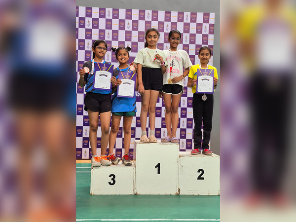"CHAMPIONS!”, photo 1