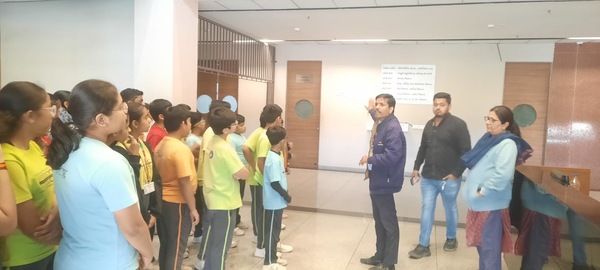 Field Trip to AMC office, photo 1